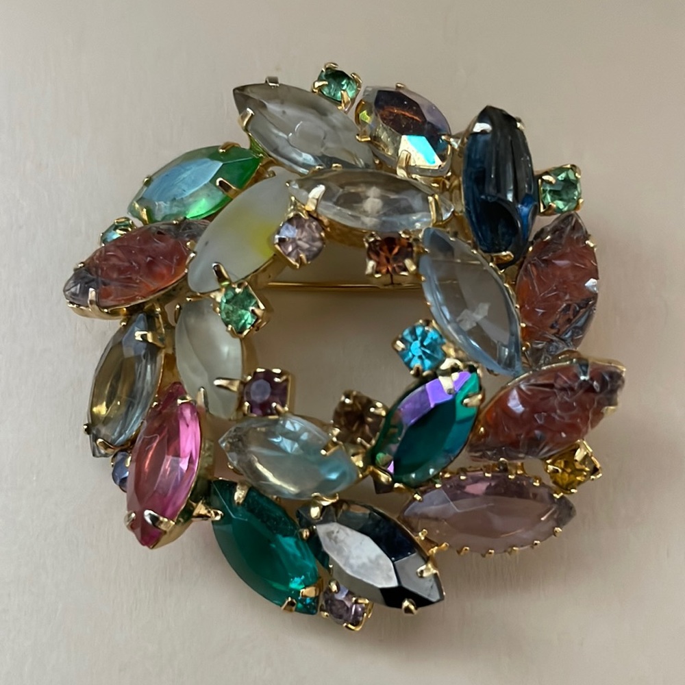 Vintage Brooch 1960’s Multicolored